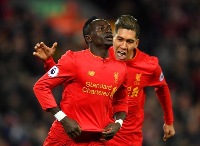 雄鹿队通过 雄鹿队通过